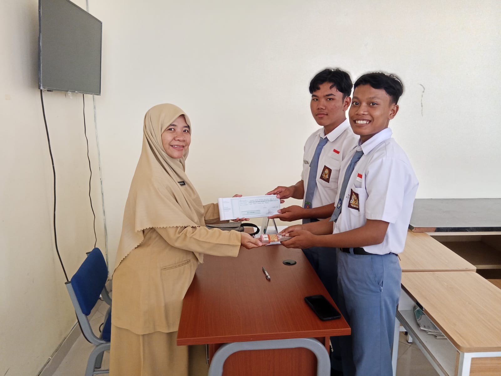  Inkubasi dan Pengembangan Rencana Bisnis Murid (Modal Bergulir)